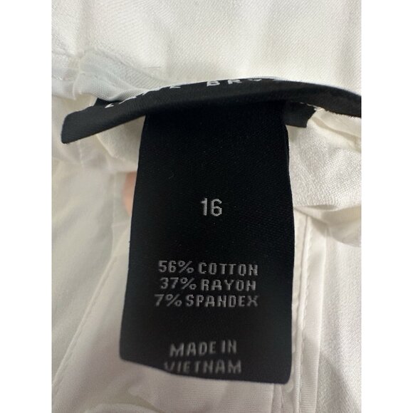 Lane Bryant The Four Season Mid Rise Capri White Pants Size 16 - Picture 7 of 10